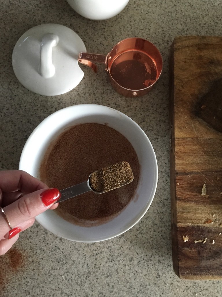 Sweetly Spiced | Cinnamon-Sugar and Garam Masala Dessert Croutons / LAURENARIZA.COM