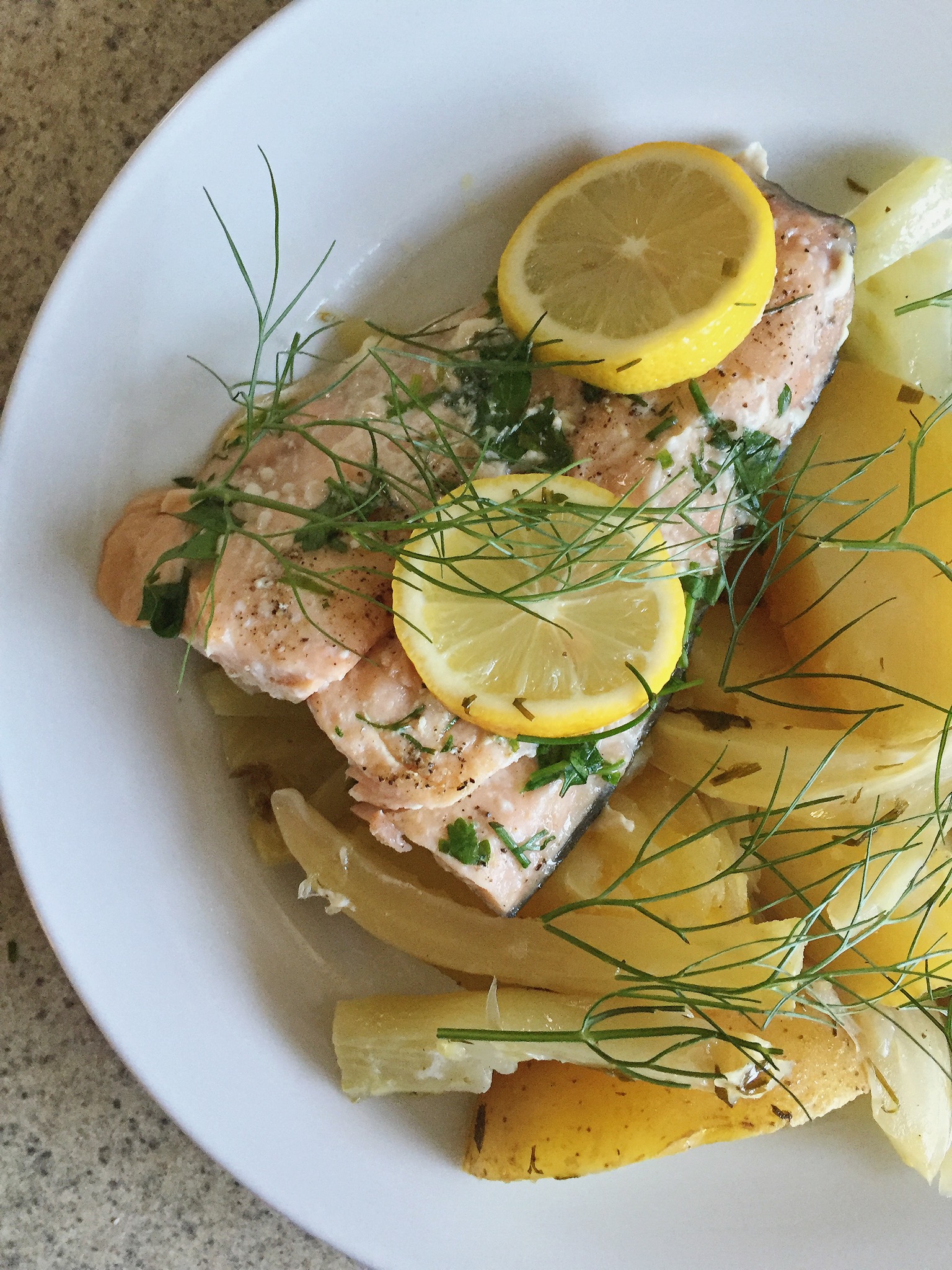 SLOW COOKER SALMON WITH POTATOES, FENNEL, AND HERBS // laurenariza.com // recipe schmecipe